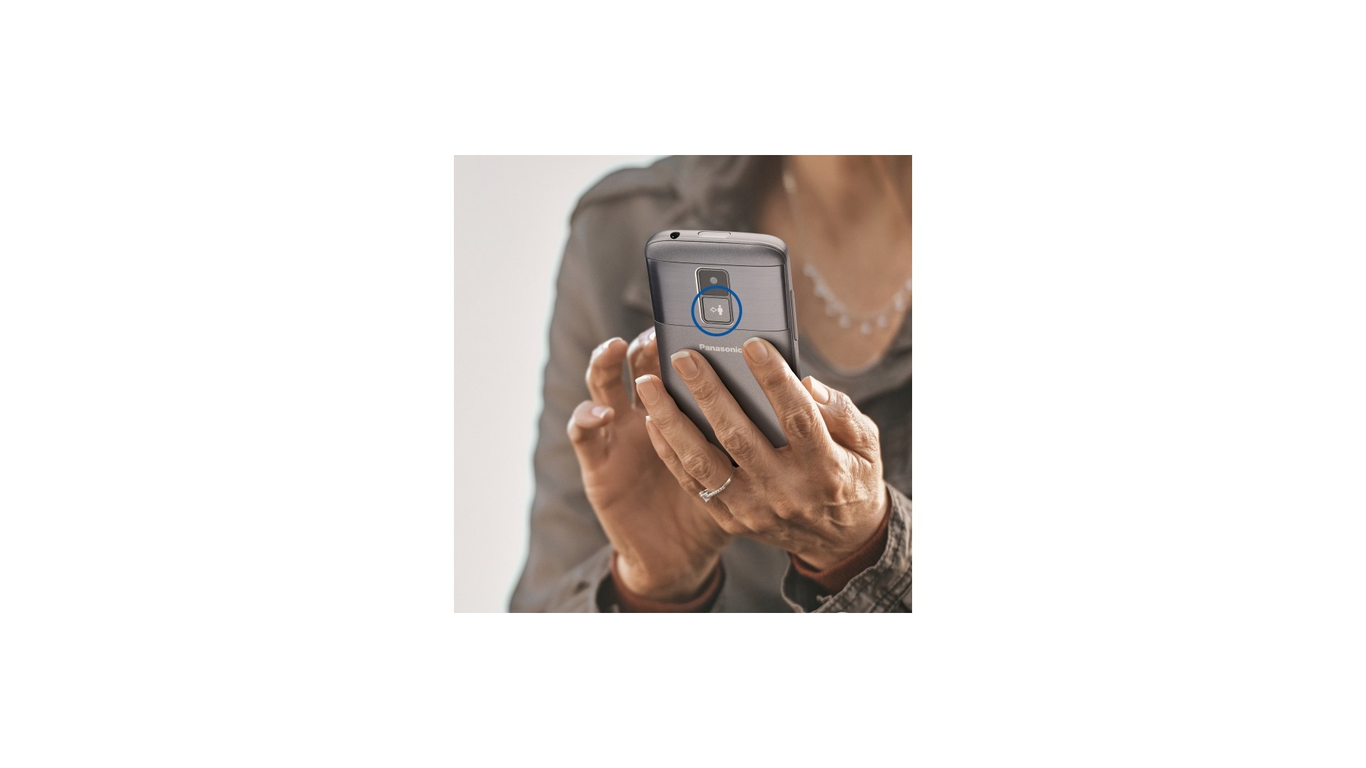 Panasonic | KX-TU160 | Easy Use Mobile Phone | Grey | 2.4 " | TFT-LCD | Bluetooth | USB version USB-C | Built-in camera Panasonic | KX-TU160 | Easy Use Mobile Phone | Grey | 2.4 " | TFT-LCD | Bluetooth | USB version USB-C | Built-in camera