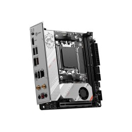 MSI | MPG B650I EDGE WIFI | Processor family AMD | Processor socket AM5 | DDR5 DIMM | Memory slots 2