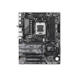 Gigabyte B650 UD AX | Processor family AMD Ryzen | Processor socket AM5 | DDR5 | Number of SATA connectors 4