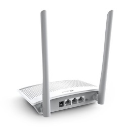 PREKĘ TURIME VIETOJE. Maršrutizatorius TP-Link TL-WR820N